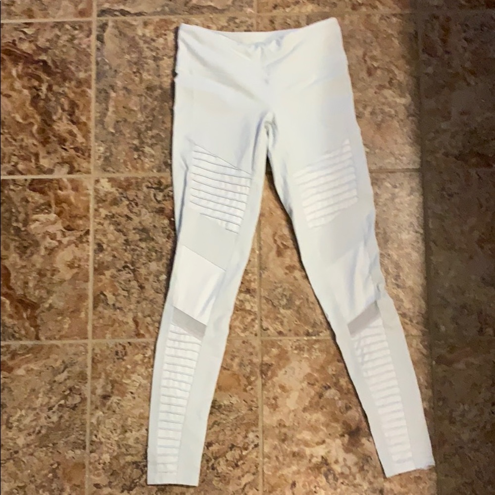 -Alo moto leggings. mid rise. XS